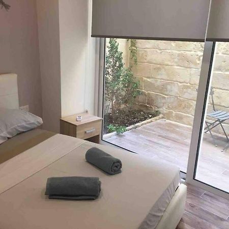 Sliema - 2 Mins From The Beachアパートメント エクステリア 写真
